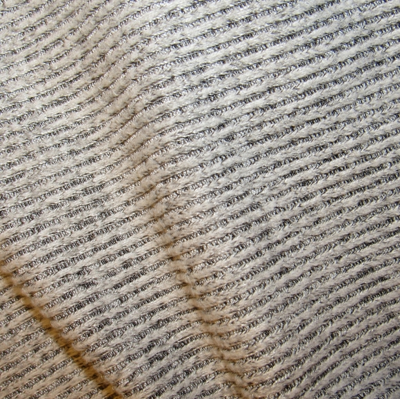 Revamped Grey Turtle-Neck Top - Picture 4 of 4